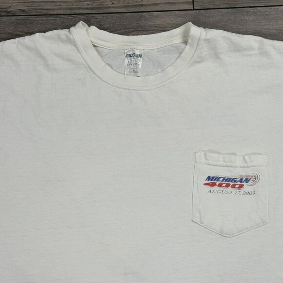 Vintage Y2K Michigan 400 Nascar Pocket T Shirt - Picture 3 of 7